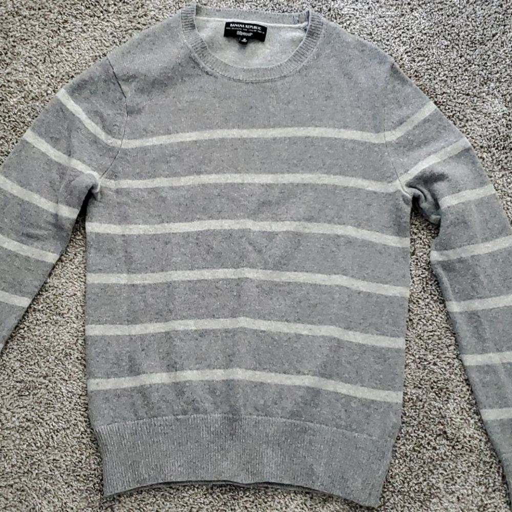 BR - Men's Grey Striped Wool Sweater - Sz Medium